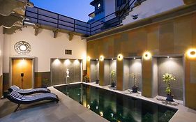 Madri Retreat - Heritage Boutique Hotel With Pool